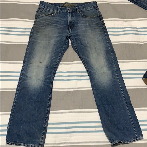 4 pairs of American Eagle Original Bootcut Jeans - Picture 3 of 6